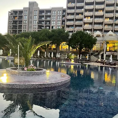Royal Priv View Apartment